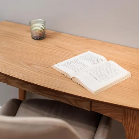 Daire Comfort Corner In - By Upstairs *